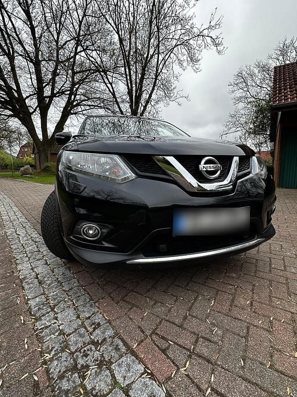 Gebraucht Nissan X-Trail 360º 131 PS (96 kW) 2017 Schwarz SUV