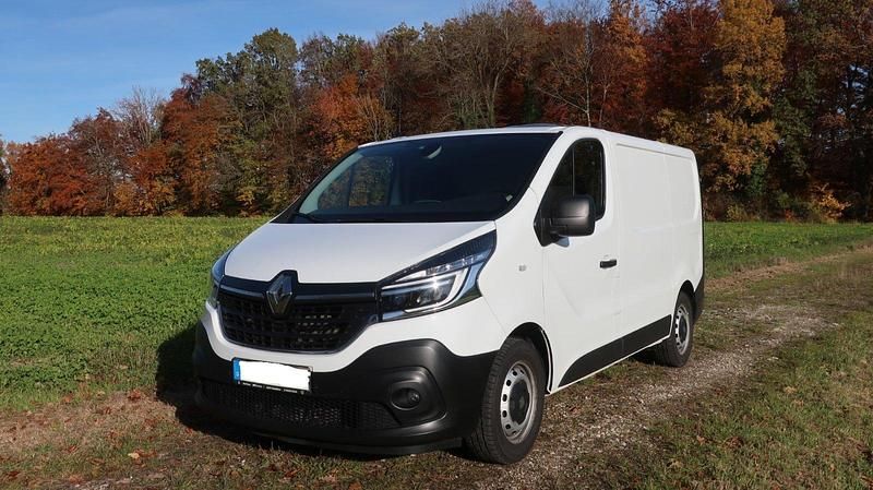 Gebraucht Renault Trafic 120 PS (88 kW) 2019 Weiß Van / Kleinbus