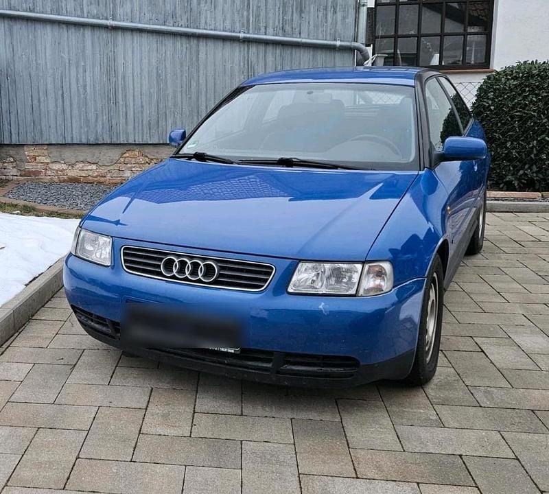 Blau Gebraucht 1999 Audi A3 Kleinwagen | 1.000 € (Fairer Preis) - Bild 1/4