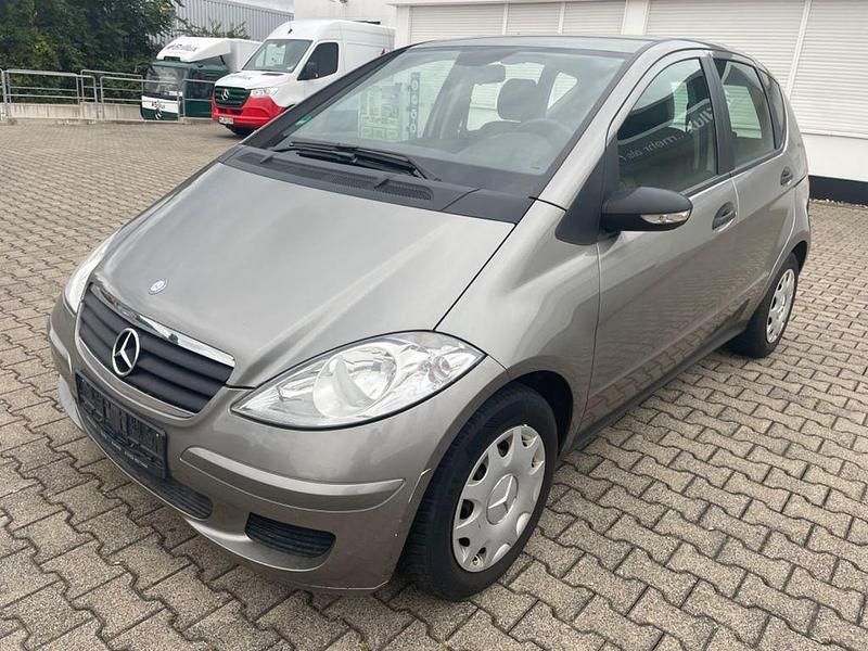Grau Gebraucht 2006 Mercedes A180 Limousine | 2.500 € (Fairer Preis) - Bild 1/4