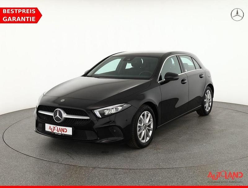 Schwarz Gebraucht 2020 Mercedes A250 Progressive Limousine | 26.990 € (Guter Preis) - Bild 1/4
