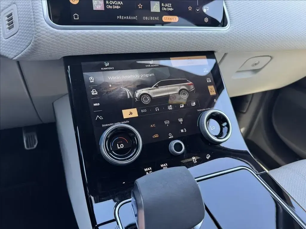 Gebraucht Land Rover Range Rover Velar SE Dynamic 300 PS (220 kW) 2022 Grau SUV