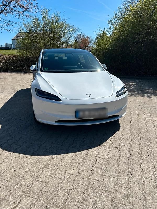 Gebraucht Tesla Model 3 Standard Range 211 kW (288 PS) 2023 Weiß Limousine