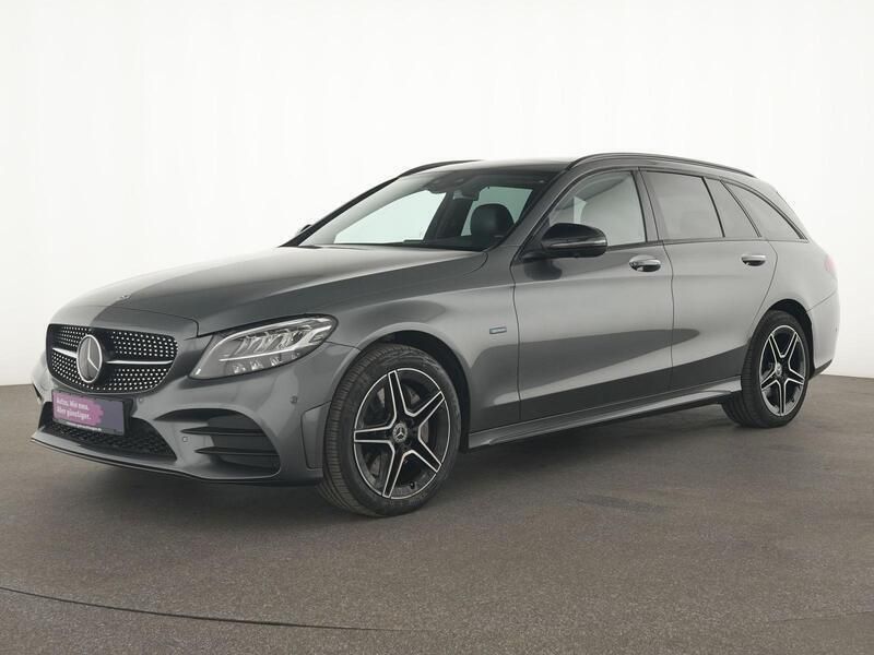 Selenitgrau Gebraucht 2020 Mercedes C300e AMG line Limousine | 31.499 € (Etwas zu teuer) - Bild 1/4