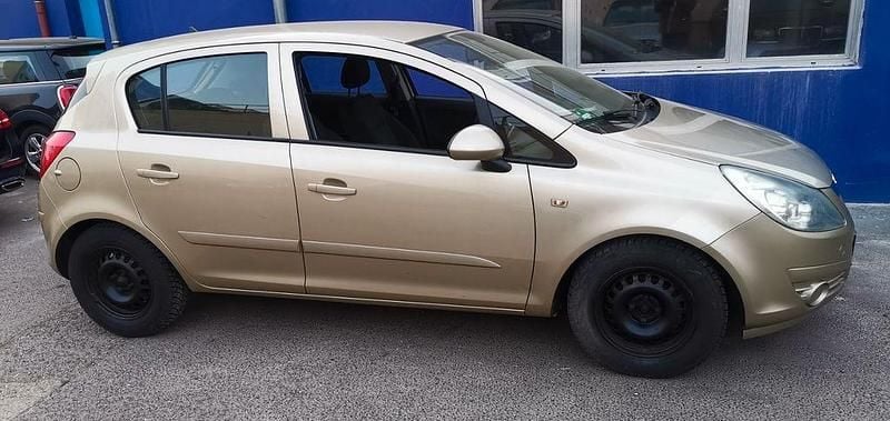 Gebraucht Opel Corsa 90 PS (66 kW) 2008 Beige Kleinwagen