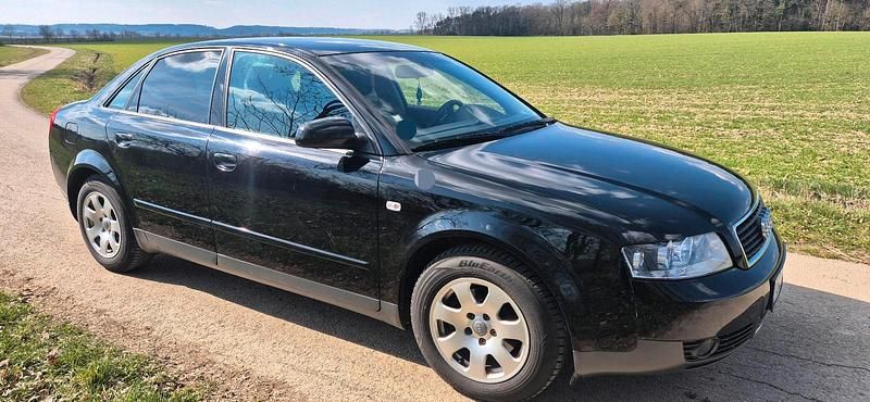Gebraucht Audi A4 130 PS (95 kW) 2001 Schwarz Limousine