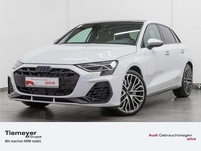 Gletscherweiß metallic Neu 2025 Audi S3 Ambiente Limousine | 49.250 € (Superpreis) - Bild 1/4