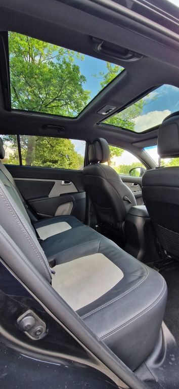 Schwarz Gebraucht 2014 Kia Sportage Platinum Edition SUV | 10.900 € (Fairer Preis) - Bild 1/4