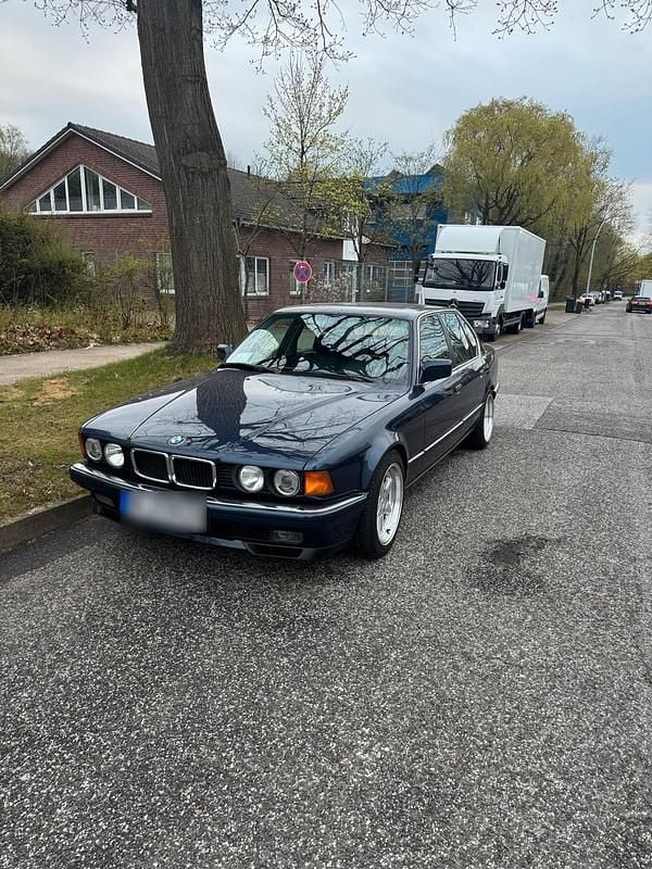 Second-hand BMW 740 286 CP (210 kW) 1992 Albastru Berlinǎ