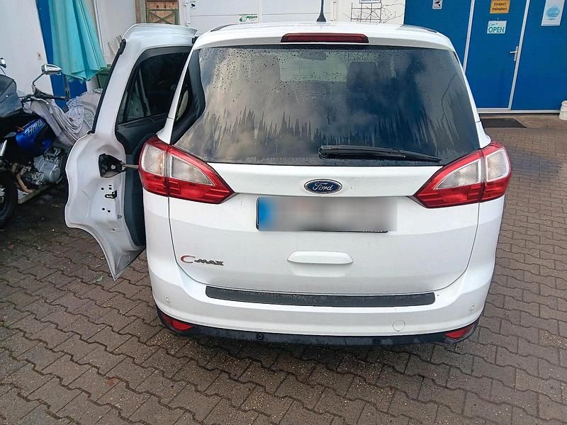 Gebraucht Ford C-MAX 163 PS (119 kW) 2014 Weiß Van / Kleinbus