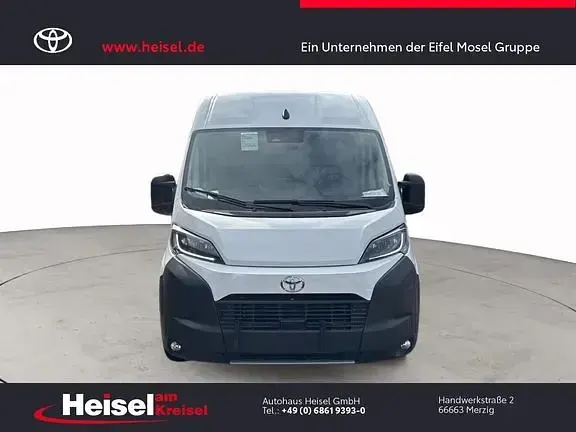 Gebraucht Toyota Proace 140 PS (102 kW) 2025 Icy white Van / Kleinbus