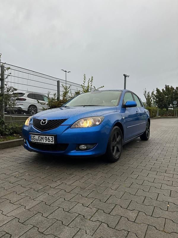 Blau Gebraucht 2005 Mazda 3 Kombi | 2.000 € (Guter Preis) - Bild 1/4