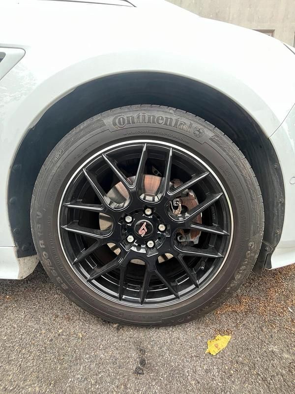 Gebraucht Ford S-MAX Titanium 179 PS (131 kW) 2016 Weiß Van / Kleinbus