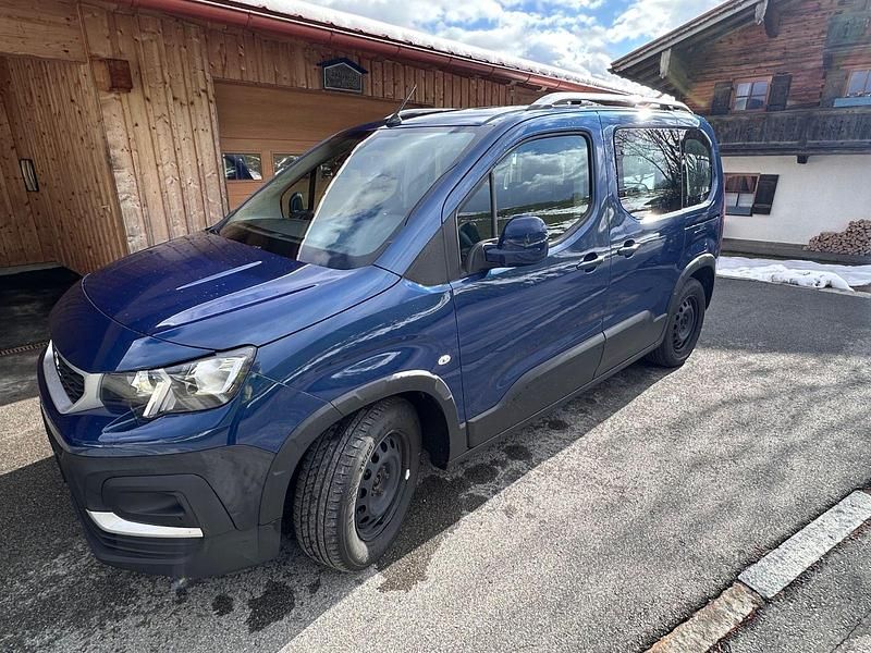 Gebraucht Peugeot Rifter Active 131 PS (96 kW) 2019 Blau Van / Kleinbus