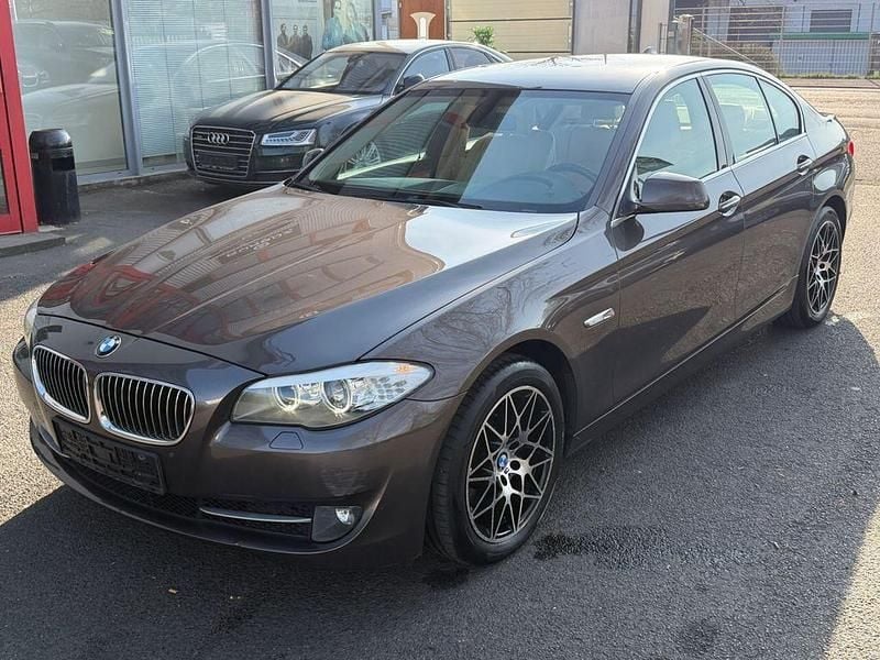 Gebraucht BMW 525 218 PS (160 kW) 2013 Grau Limousine