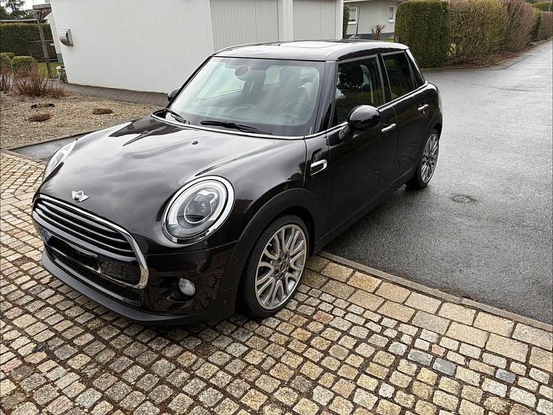 Gebraucht Mini Cooper Chili 136 PS (100 kW) 2016 Braun Kleinwagen