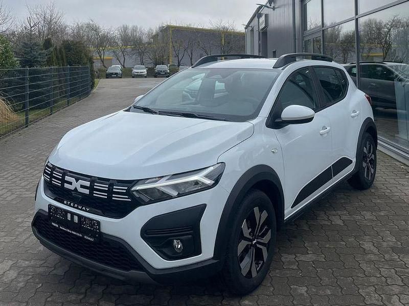 Gebraucht Dacia Sandero Expression 91 PS (66 kW) 2025 Weiß SUV