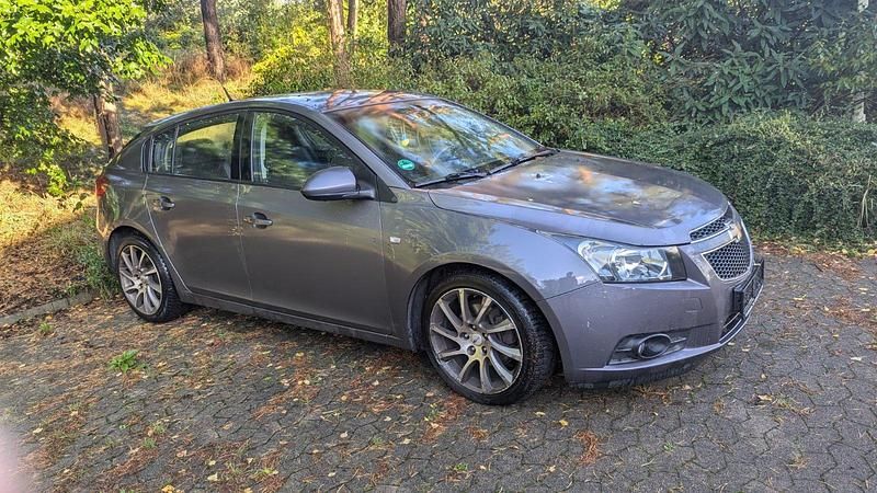 Andere farben Gebraucht 2013 Chevrolet Cruze Coupé | 1.200 € (Superpreis) - Bild 1/4