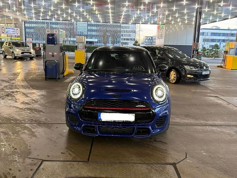 Gebraucht Mini John Cooper Works 231 PS (169 kW) 2019 Blau Kleinwagen