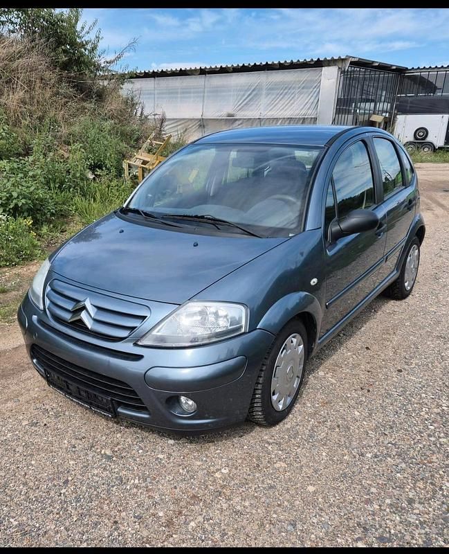 Grau Gebraucht 2006 Citroën C3 Kleinwagen | 2.190 € (Fairer Preis) - Bild 1/4