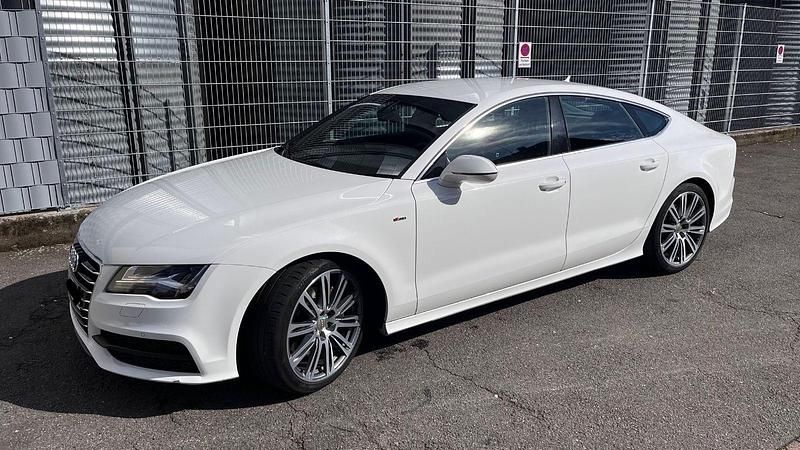 Weiß Gebraucht 2014 Audi A7 Sportback S-Line Kleinwagen | 22.900 € (Teuer) - Bild 1/4