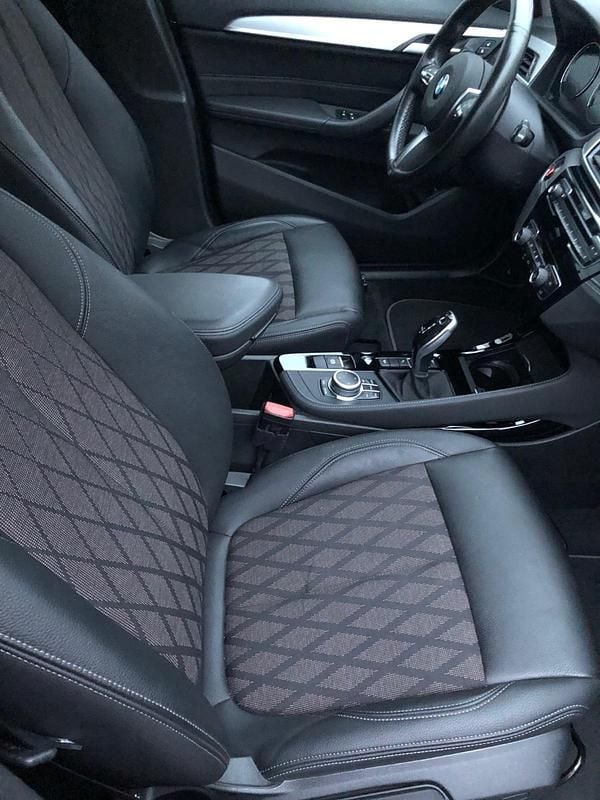 Schwarz Gebraucht 2019 BMW X1 SUV | 17.900 € (Guter Preis) - Bild 1/4