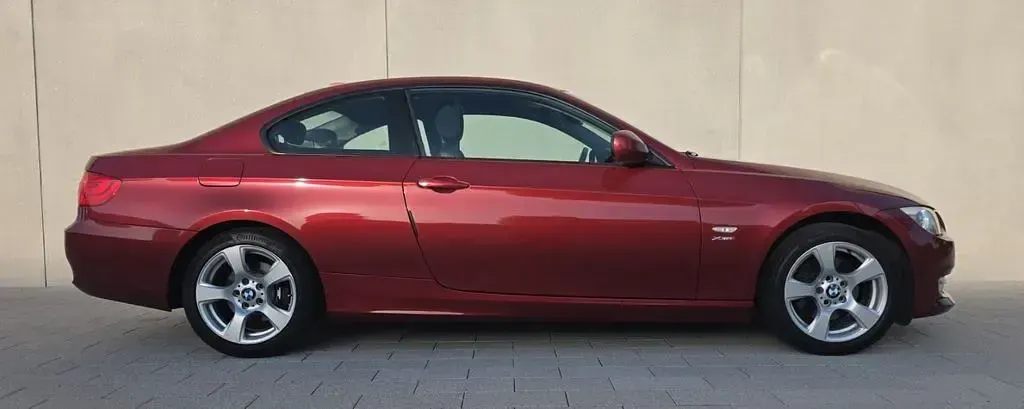Gebraucht BMW 320 Sport Line 184 PS (135 kW) 2012 Rot Coupé