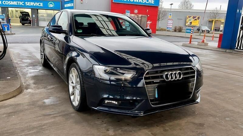 Blau Gebraucht 2014 Audi A4 Limousine | 13.500 € (Fairer Preis) - Bild 1/4