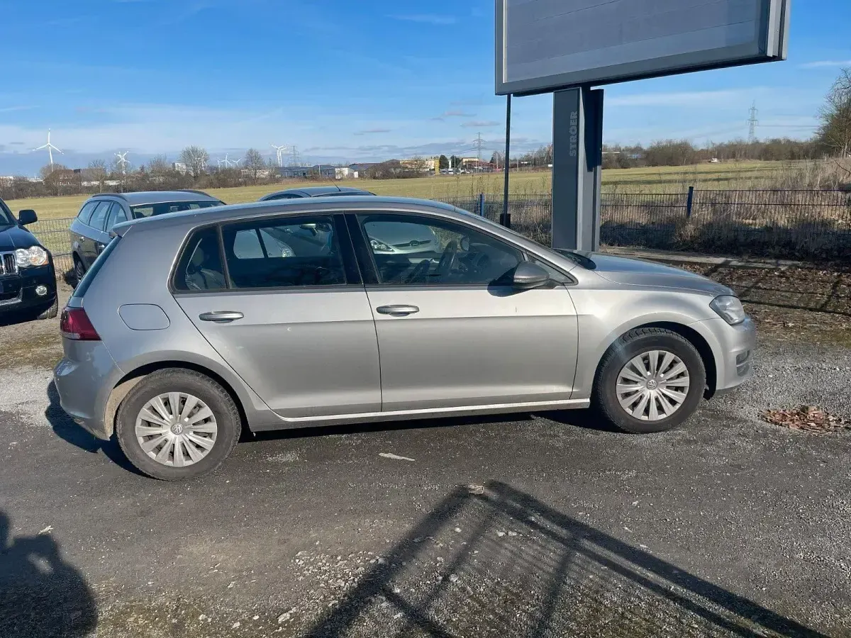 Gebraucht VW Golf VII Trendline 86 PS (63 kW) 2013 Silber Kleinwagen
