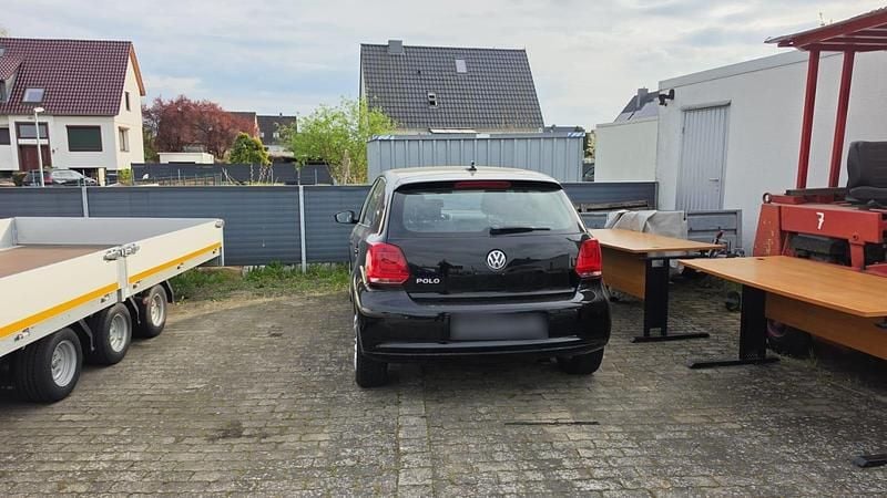 Usado VW Polo 69 HP (50 kW) 2013 Preto Citadino