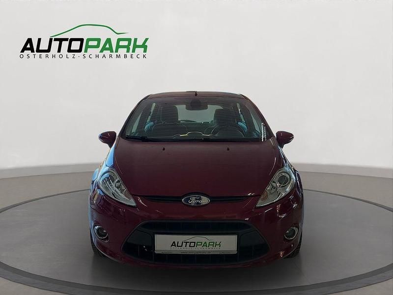 Gebraucht Ford Fiesta Titanium 97 PS (71 kW) 2009 Violet Kleinwagen