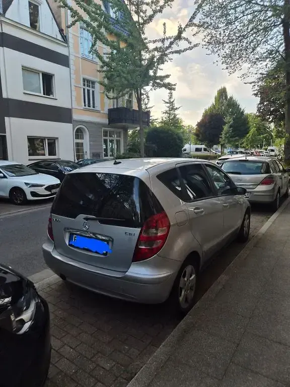 Gebraucht Mercedes A160 Classic 82 PS (60 kW) 2004 Silber Limousine