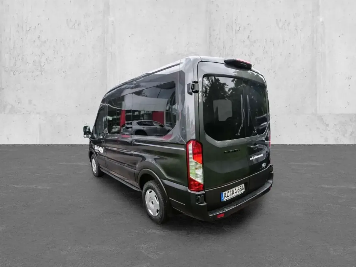 Gebraucht Ford Transit Trend 150 PS (110 kW) 2026 Weiß Kombi