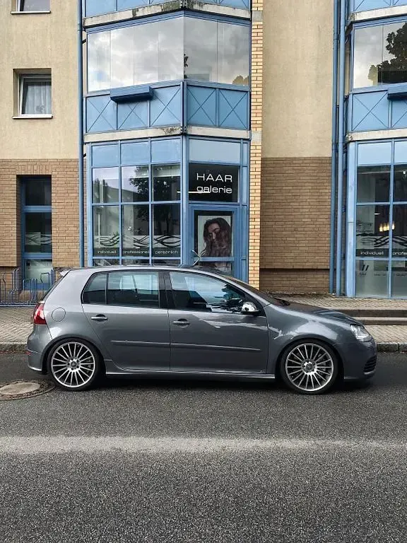 Gebraucht VW Golf IV R 250 PS (183 kW) 2005 Silber Limousine