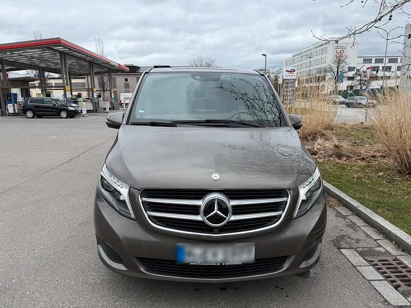 Gebraucht Mercedes V250 190 PS (139 kW) 2017 Schwarz Van / Kleinbus