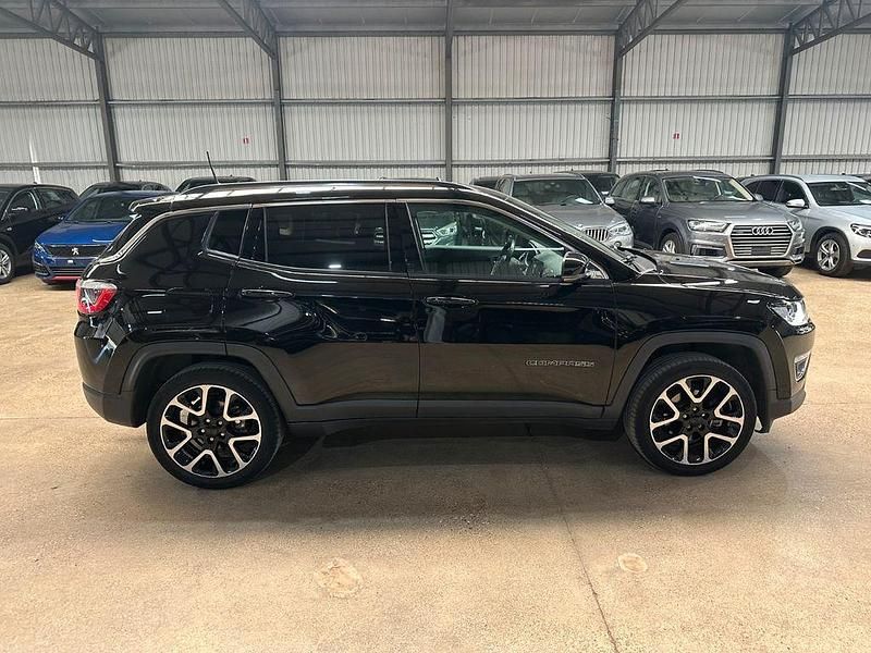 Gebraucht Jeep Compass Limited 170 PS (125 kW) 2018 Schwarz SUV
