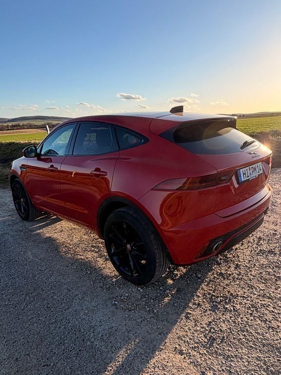 Gebraucht Jaguar E-Pace R-Dynamic 241 PS (177 kW) 2019 Rot SUV
