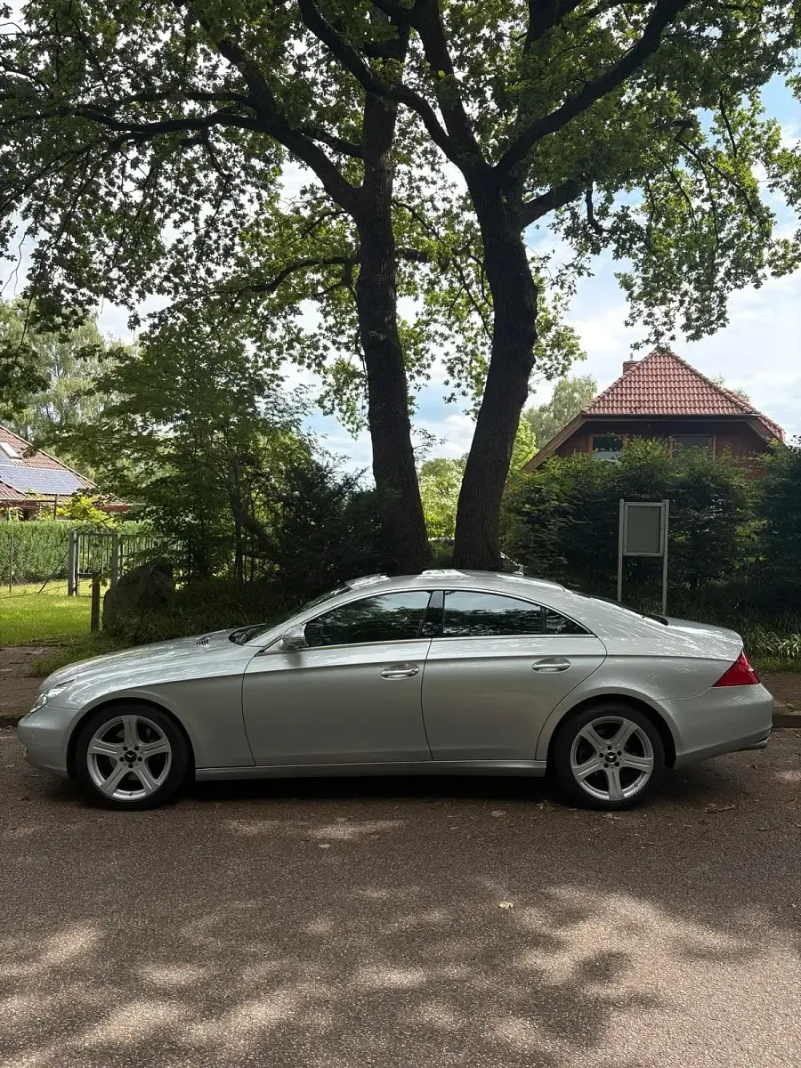 Gebraucht Mercedes CLS350 292 PS (214 kW) 2007 Silber Coupé