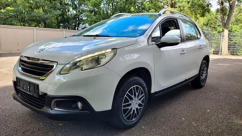 Weiß Gebraucht 2013 Peugeot 2008 Access SUV | 5.450 € (Guter Preis) - Bild 1/4