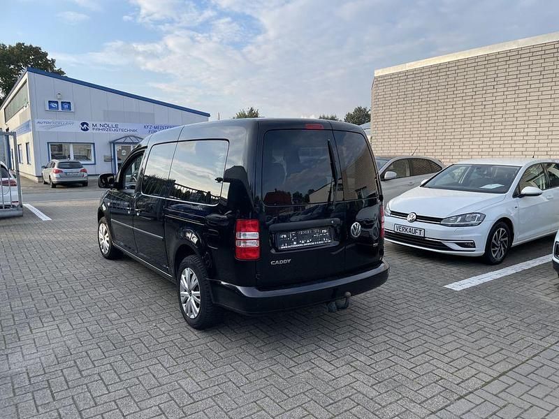 Gebraucht VW Caddy Maxi 102 PS (75 kW) 2012 Schwarz Van / Kleinbus