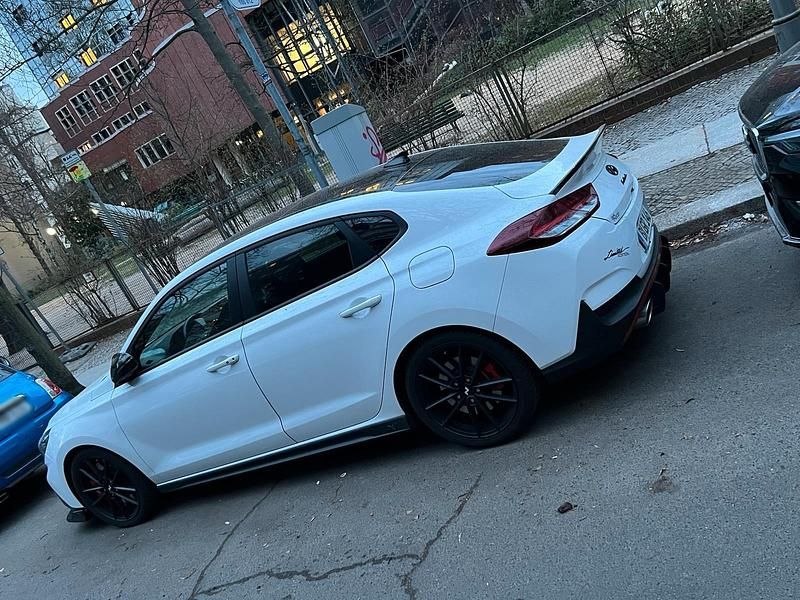 Gebraucht Hyundai i30 280 PS (205 kW) 2022 Weiß Limousine