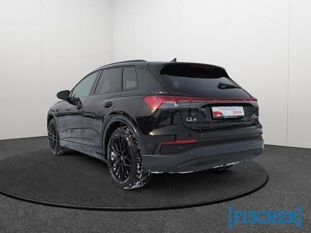 Używany Audi Q4 e-tron Ambiente 219 kW (299 KM) 2022 Czarny SUV