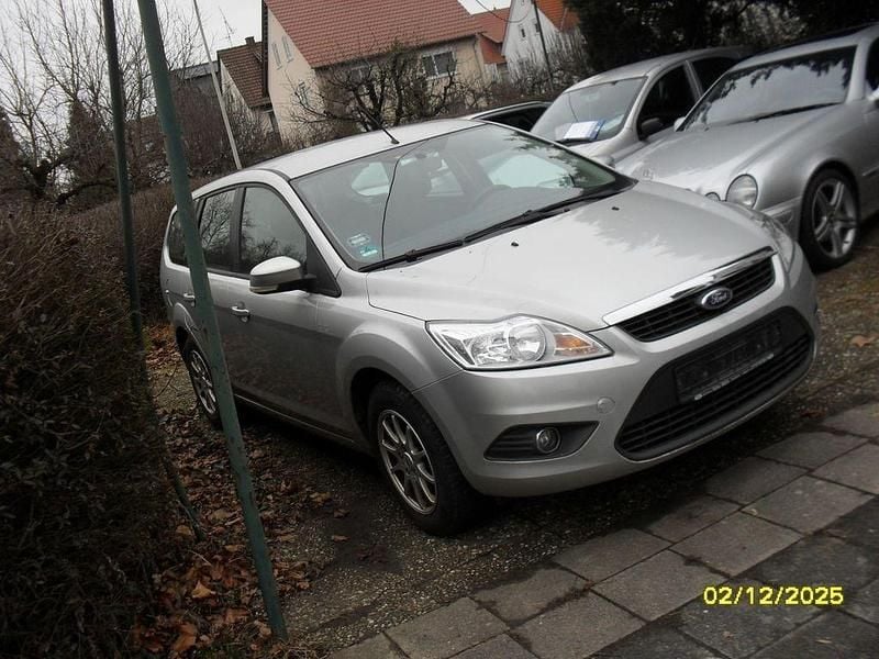 Gebraucht Ford Focus Sport 101 PS (74 kW) 2009 Silber Limousine