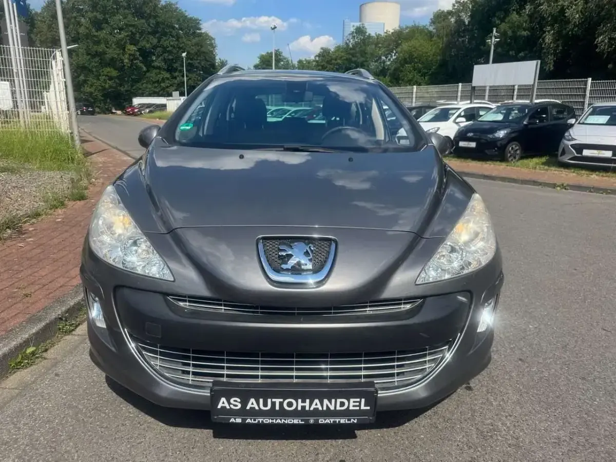 Gebraucht Peugeot 308 140 PS (102 kW) 2009 Grau Kombi