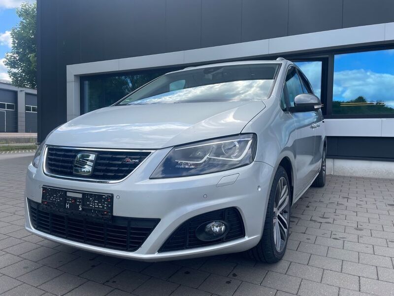 Silber Gebraucht 2020 Seat Alhambra FR-Line Van / Kleinbus | 22.900 € (Superpreis) - Bild 1/4