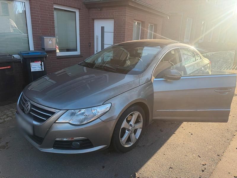 Second-hand VW CC 167 CP (122 kW) 2010 Auriu Berlinǎ