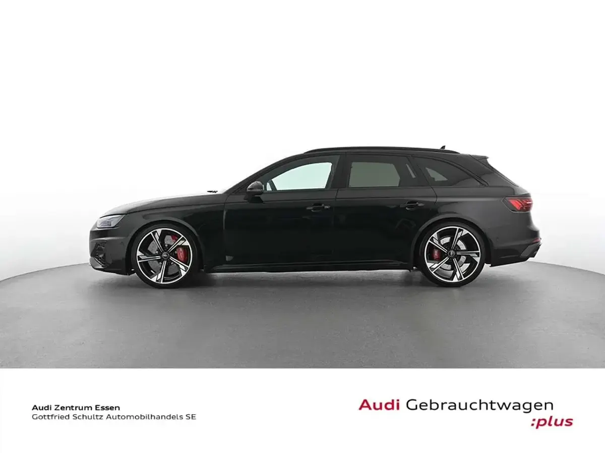 Gebraucht Audi RS4 450 PS (330 kW) 2022 Mythosschwarz metallic Kombi