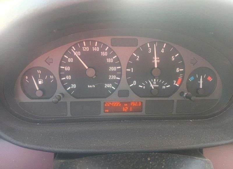 Gebraucht BMW 316 116 PS (85 kW) 2004 Silber Limousine