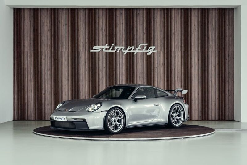 Silber Gebraucht 2024 Porsche 992 | 214.900 € (Teuer) - Bild 1/4