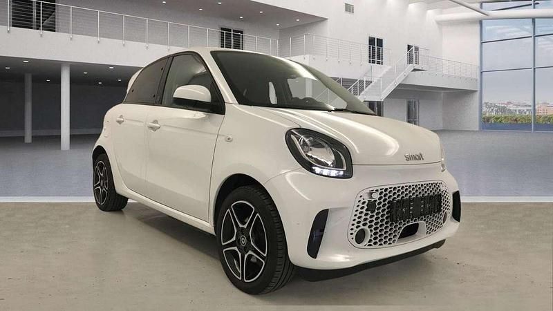 Weiß Gebraucht 2020 Smart ForFour Electric Drive Pulse Limousine | 8.990 € (Guter Preis) - Bild 1/4